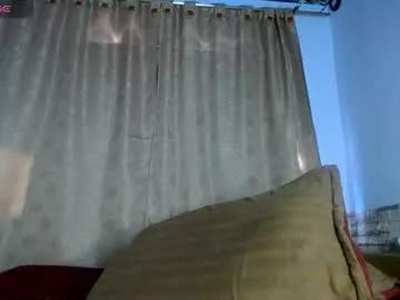 darasweet19 from Chaturbate