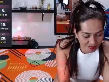 dayanna_11 from Chaturbate