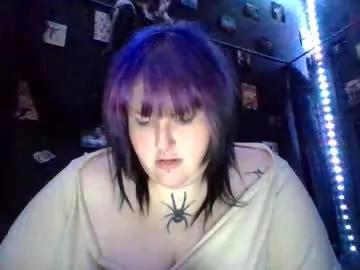 deaddolloxo from Chaturbate