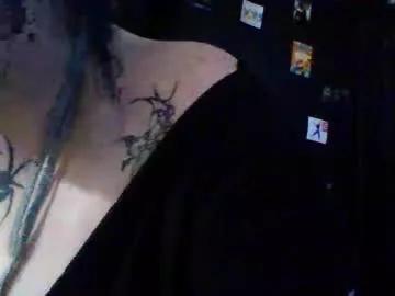 deaddolloxo from Chaturbate