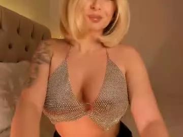 dee_nise from Chaturbate