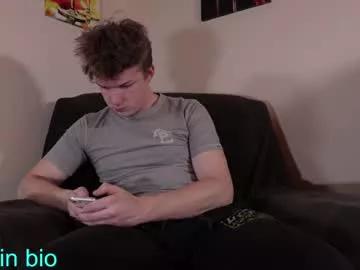 deeyungguy from Chaturbate