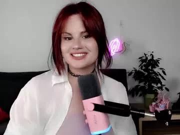 dellacrush_ from Chaturbate