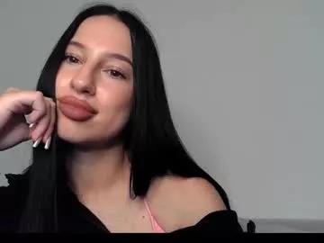 delly_love from Chaturbate