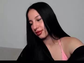 delly_love from Chaturbate