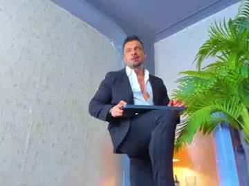 dennis_cox_ from Chaturbate