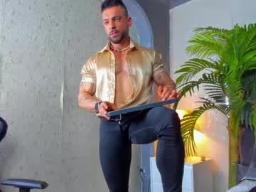 dennis_cox_ from Chaturbate