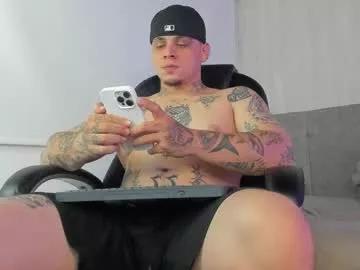 dennis_munera from Chaturbate
