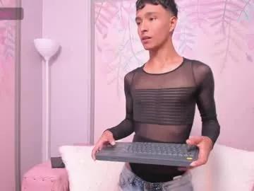 dereck_kent_ from Chaturbate