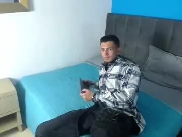 dereckk_18 from Chaturbate