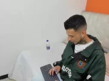 dereckk_18 from Chaturbate