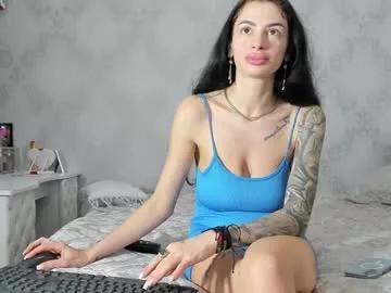 desert2blosom from Chaturbate