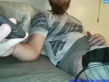 dikdowndaddy from Chaturbate