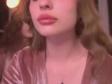 divine_lights from Chaturbate