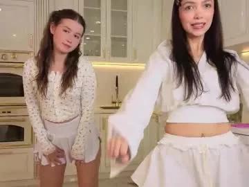 dj_woman model from Chaturbate