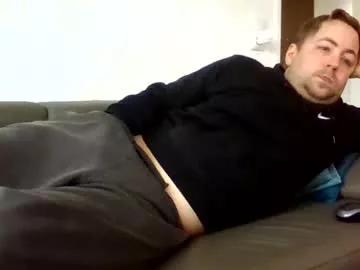 Dombio_12 webcams show profile image 