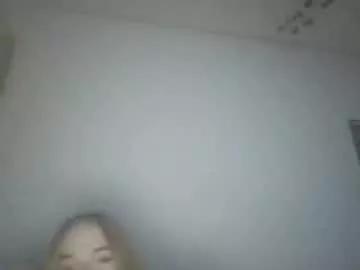 Dreamykiraa webcams show profile image 