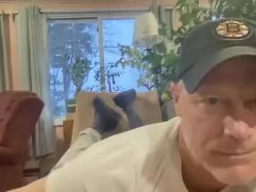 dudeinnh from Chaturbate