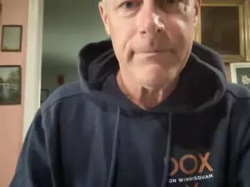 dudeinnh from Chaturbate