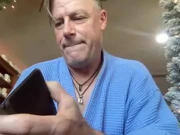dudeinnh from Chaturbate
