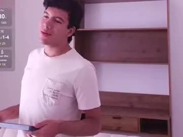 e_r_o_s_ from Chaturbate