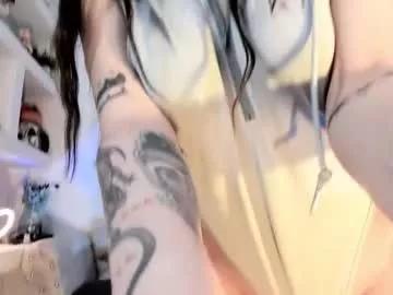 effy_devalk from Chaturbate