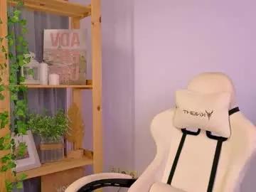 elenamonroee from Chaturbate