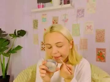 elenamonroee from Chaturbate