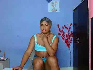 eletrabrowns from Chaturbate
