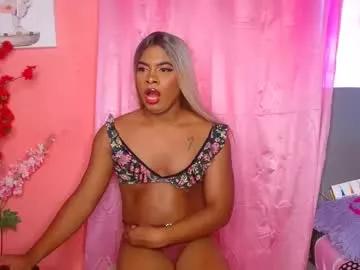 eletrabrowns from Chaturbate
