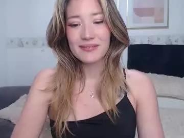 eliiih_ from Chaturbate