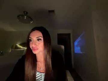 ella_ella_ella_ay from Chaturbate