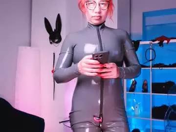 ella_kross from Chaturbate