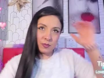 ella_rouse1 from Chaturbate