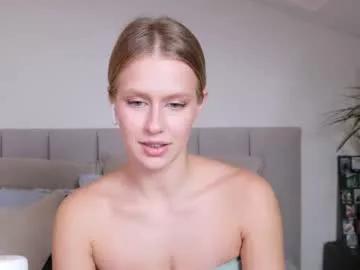 ella_twinkle from Chaturbate
