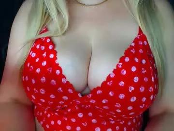 ellabella36dd from Chaturbate
