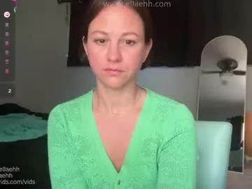 ellaehh from Chaturbate