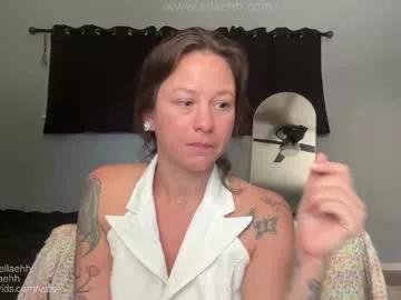 ellaehh from Chaturbate