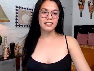 ellahollywood1818 from Chaturbate