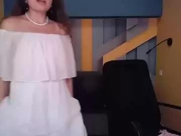 ellalongs from Chaturbate