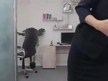 ellamilf from Chaturbate
