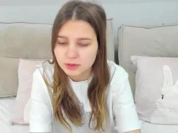 elle_ellise from Chaturbate