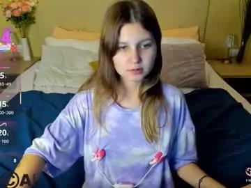elle_ellise from Chaturbate