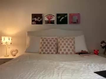 ellebby7 from Chaturbate