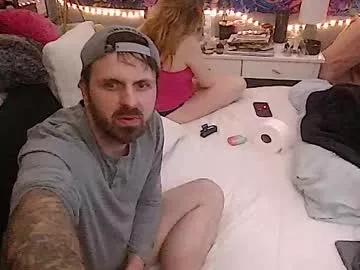 elleekaypetite from Chaturbate