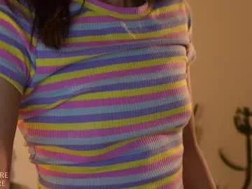 ellelure_ from Chaturbate