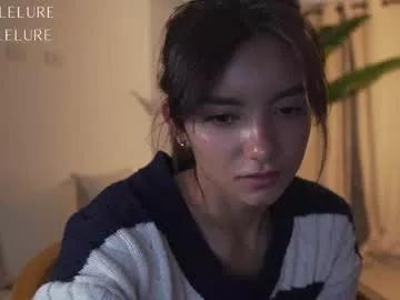 ellelure_ from Chaturbate