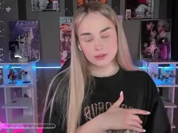 ellensoftt from Chaturbate