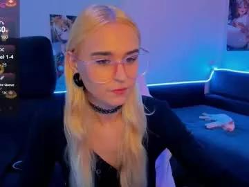elli_26 from Chaturbate