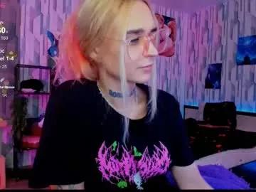 elli_26 from Chaturbate
